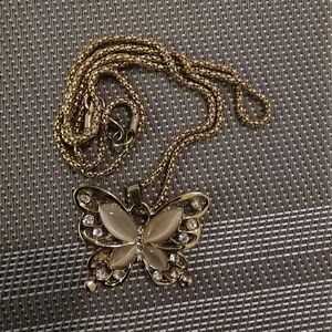 Elegant Gold Butterfly Pendant Necklace